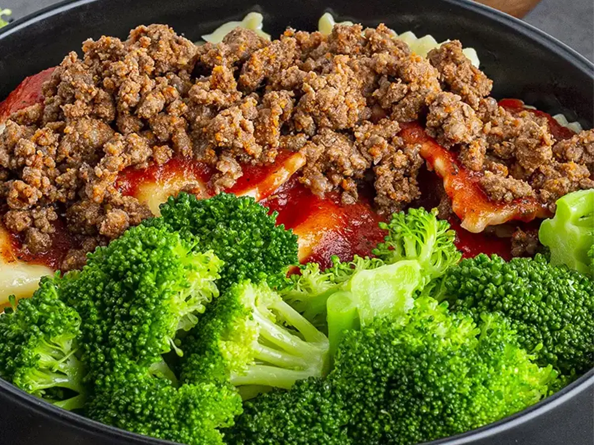 Factor Meals vs MyProMeals: The Fresher Choice